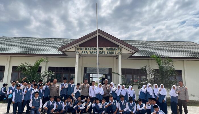 Police Goes To School, Sosialisasi dan Edukasi Pencegahan Kejahatan dan Bullying di MTs Raudhatul Jannah