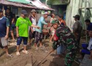Babinsa Koramil 1002-01/BAS Bersama Warga Gotong Royong Bangun Langgar di Desa Kapar