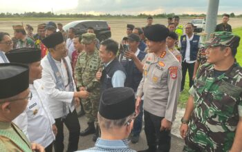 Kasatpamobvit Ikut Amankan Kedatangan Mensos RI di Bandara Tjilik Riwut