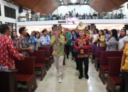 Dari Panggung Puji-Pujian, Gubernur Agustiar Sabran Titip Semangat Persaudaraan untuk Kontingen Pesparawi Kalteng