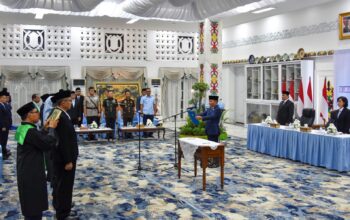 Agustiar Sabran Lantik 8 Pejabat Eselon II Pemprov Kalteng, Rotasi Birokrasi Berlanjut
